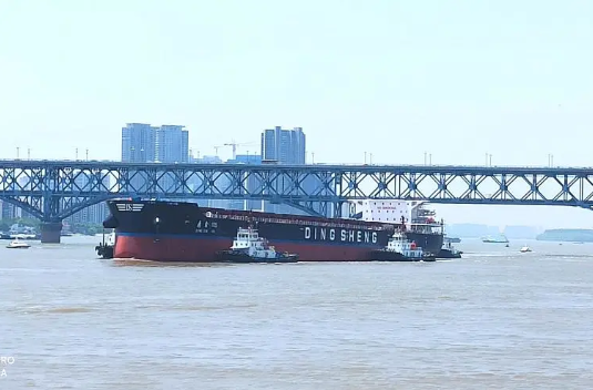 第37頁(yè)_公司動(dòng)態(tài)_新聞中心_蕪湖造船廠有限公司