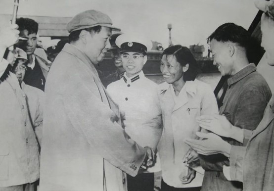 第32頁_公司動態(tài)_新聞中心_蕪湖造船廠有限公司