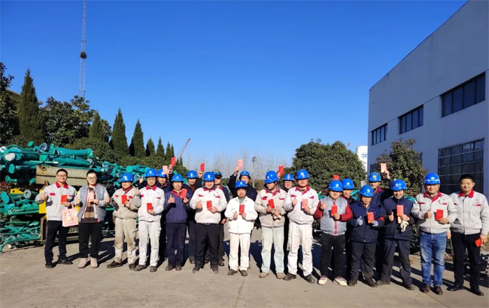 第13頁(yè)_公司動(dòng)態(tài)_新聞中心_蕪湖造船廠有限公司