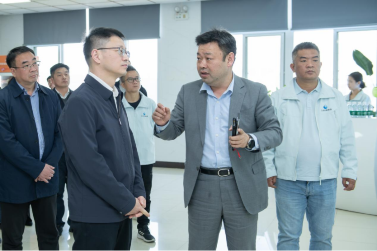 第12頁_公司動(dòng)態(tài)_新聞中心_蕪湖造船廠有限公司